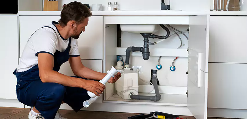 Plumbers for Frozen Pipes in Plainview